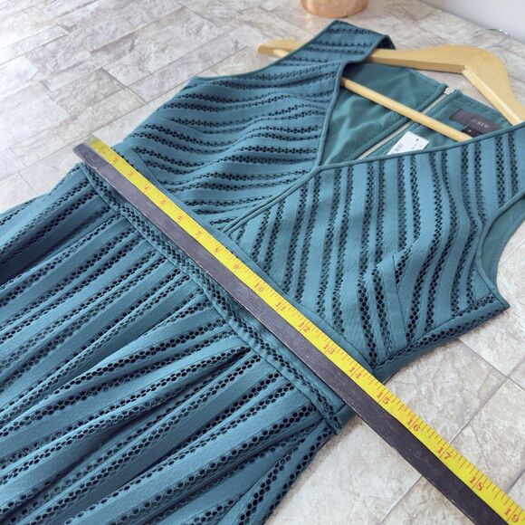 NEW ! J.CREW Striped Eyelet Dress Sz 6 - Picture 6 of 17